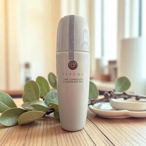 MSRP $50 Tatcha The Camellia Cleansing Oil 150 ml (Full Size)